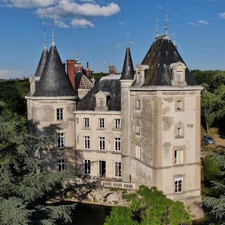 Chateau De Saint Bonnet Les Oules エクステリア 写真