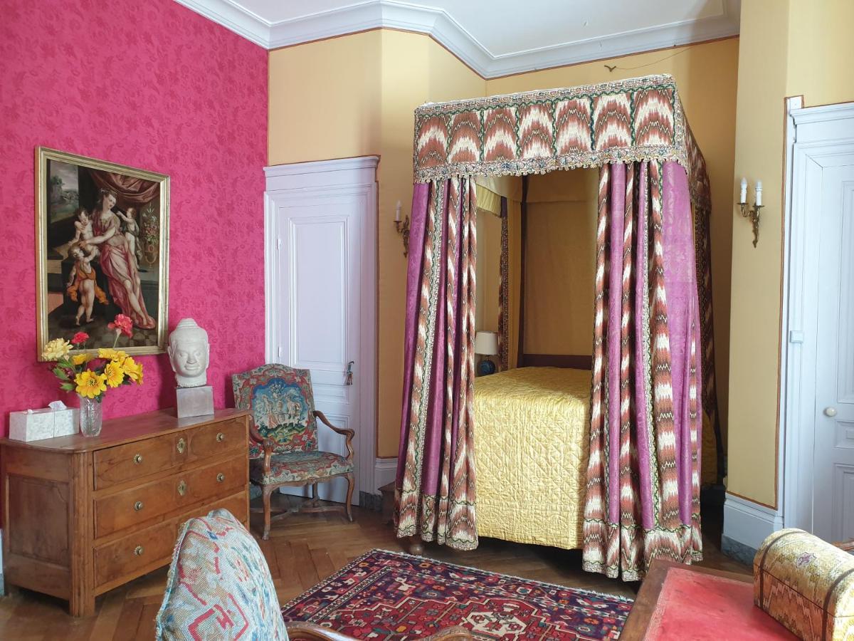 Chateau De Saint Bonnet Les Oules エクステリア 写真