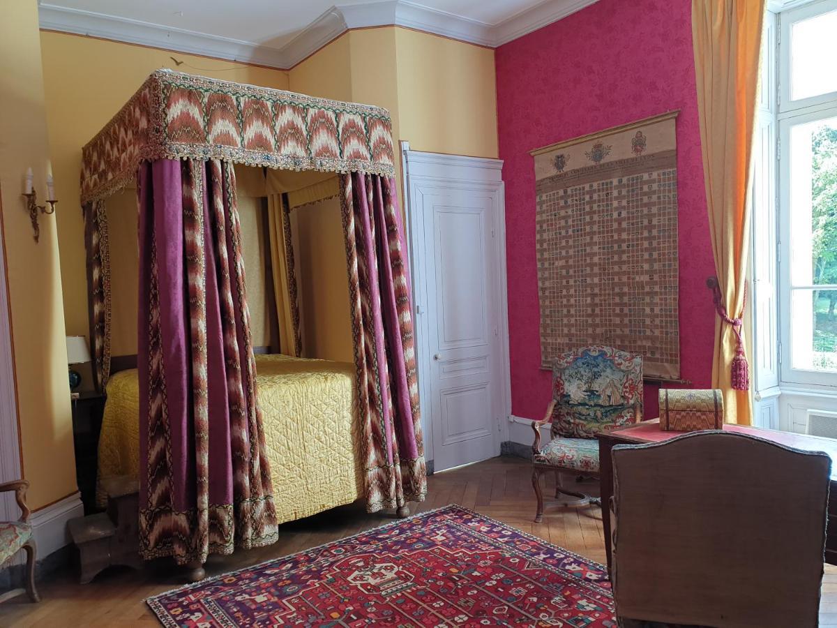 Chateau De Saint Bonnet Les Oules エクステリア 写真