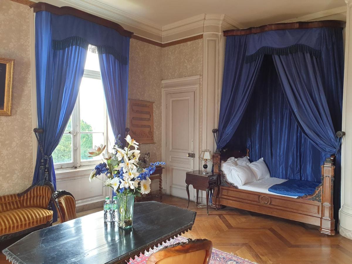 Chateau De Saint Bonnet Les Oules エクステリア 写真